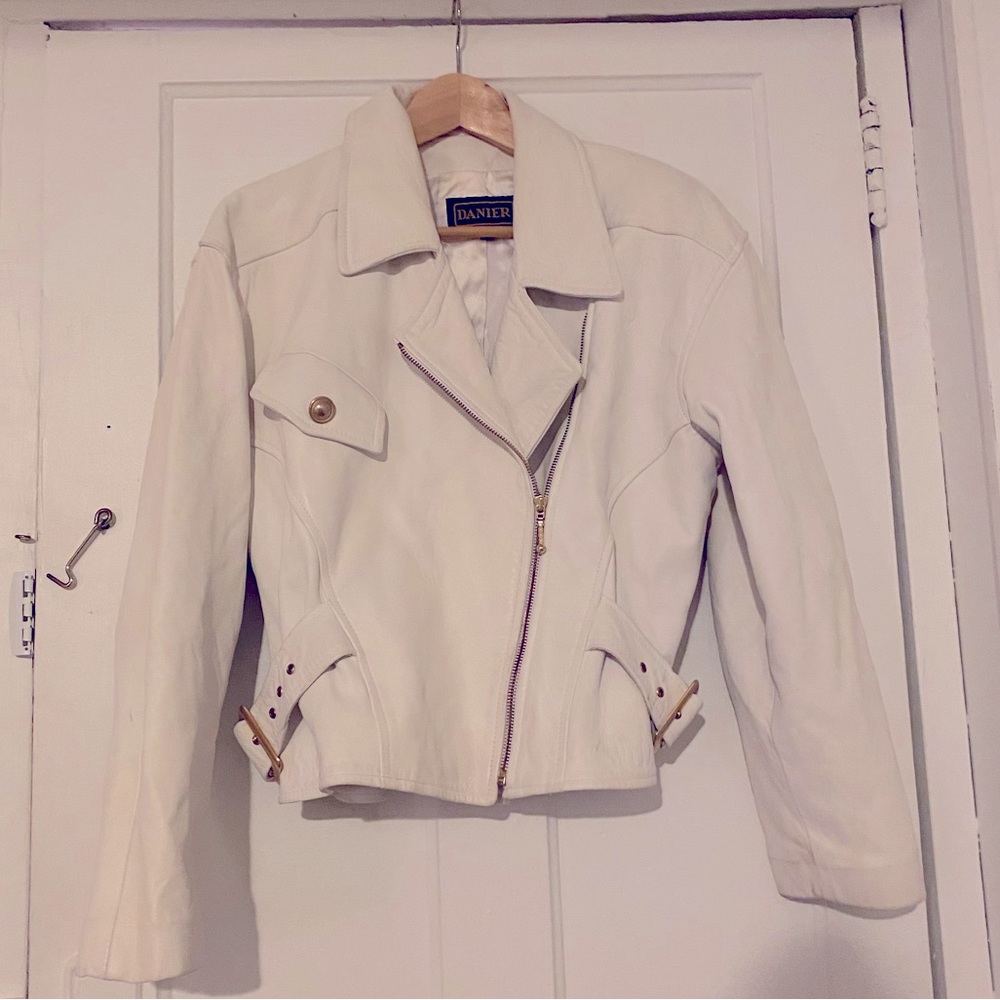 Vintage Danier White Leather Jacket size large EUC